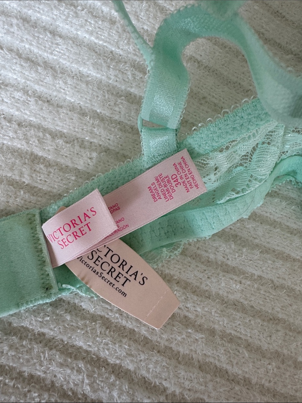 Victoria's Secret Mint Green and Light Pink Lace Push-Up Bra - Picture 4 of 4